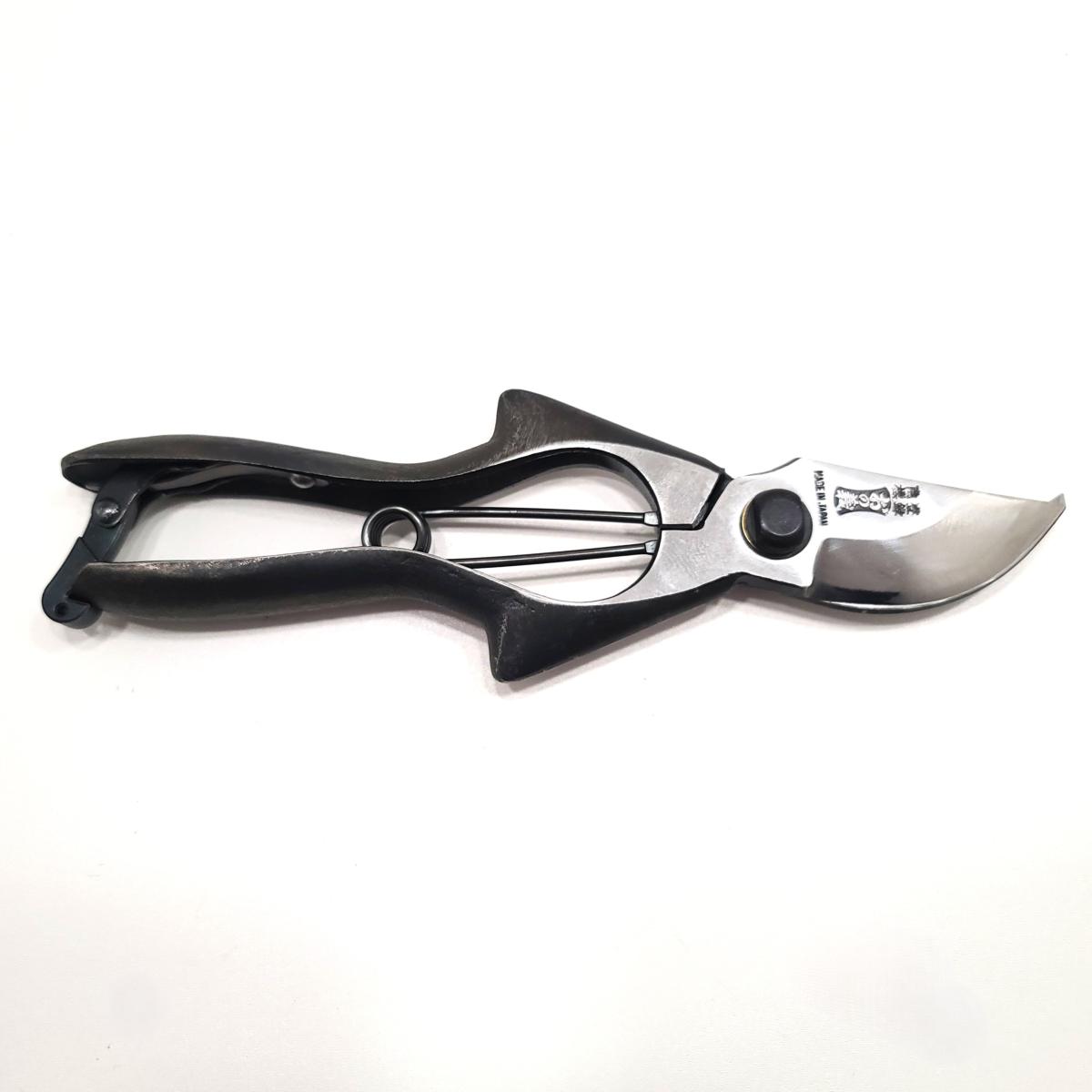 Tijeras de podar japonesas ONOYOSHI modelo BZ-210-2, ángulo B, 205 mm.