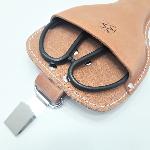 Estuche de cuero para tijeras de jardinero japonés con gancho metálico, marca MASAMUNE.