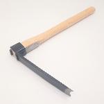 Azada japonesa pequeña de hoja larga y estrecha